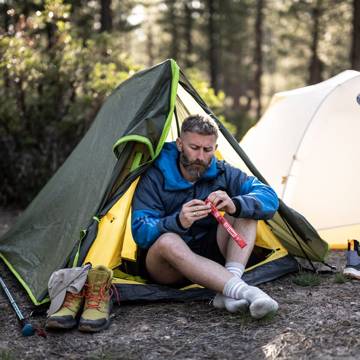 essential camping snacks